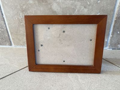 Wood Picture Frame for 5x7 Tabletop or Hang