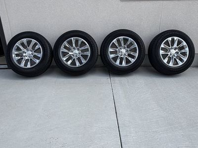 OEM Rims and tires of 2025 Tahoe Premier with TPMS