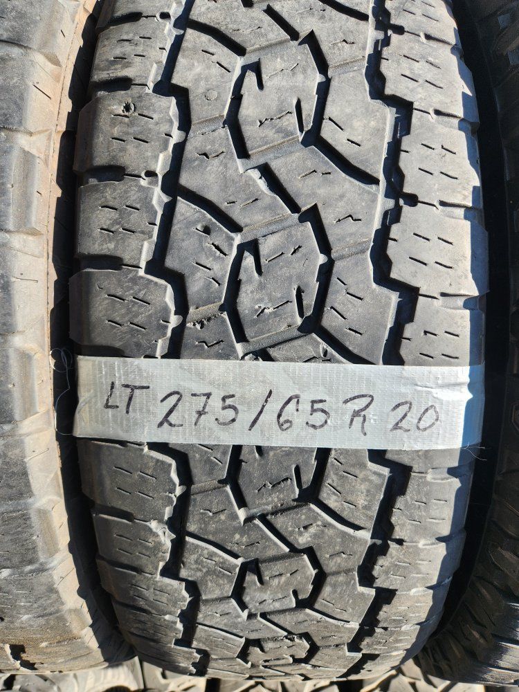 275/65r20 toyo open country at