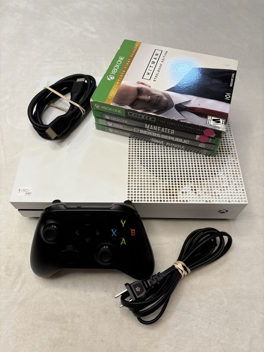 Xbox One S Bundle