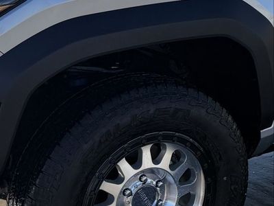 Trade wheels and tires