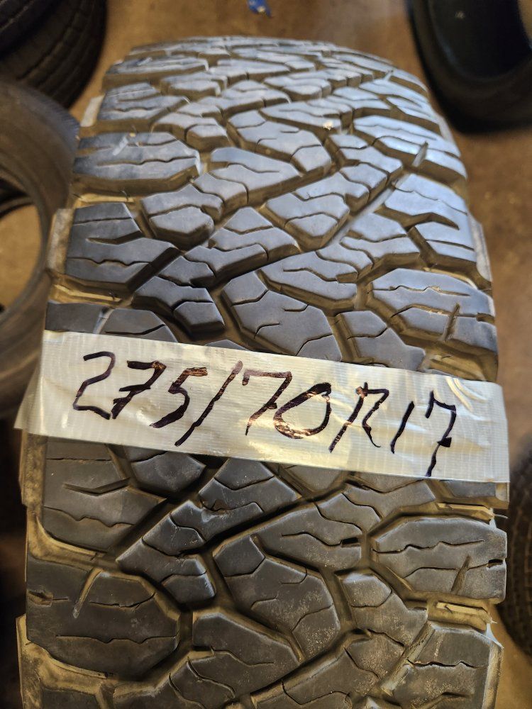 275/70r17 bfgoodrich all terrain Ko3 