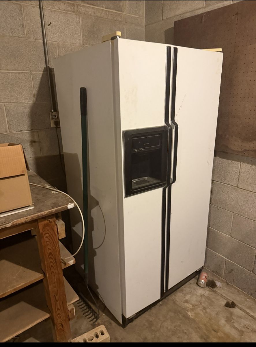 Kenmore Side-by-Side Refrigerator