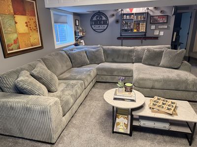 Ashley Lindyn Modular Sectional