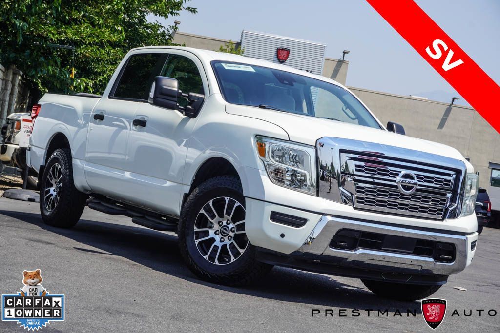 2024 Nissan Titan SV