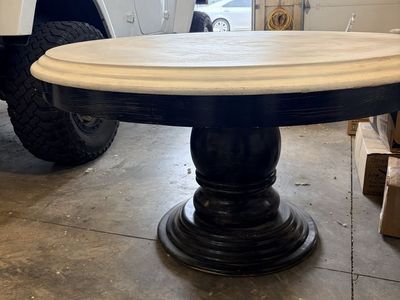 Round Pedestal Dining Table