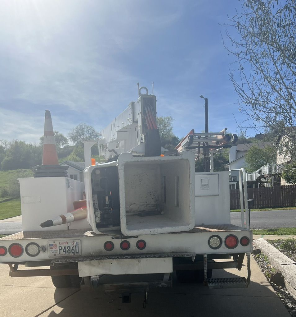 2004 Ford F450 Bucket Truck