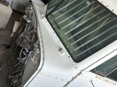 Peterbilt 379 Day Cab - White, Intact w/ Lights, No Parting Out