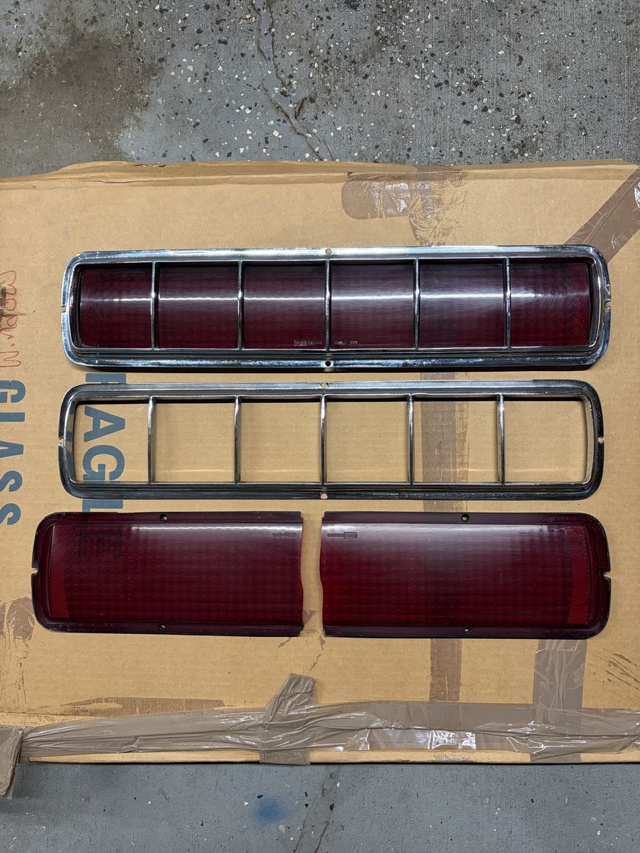 1968 Ford Mustang Shelby GT500 GT/CS Taillight Lens & Bezel set