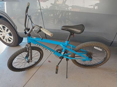 Huffy kids bike