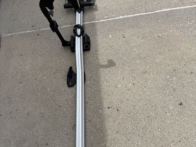 Thule UpRide Roof Rack Bike Mount - Universal Bike Carrier