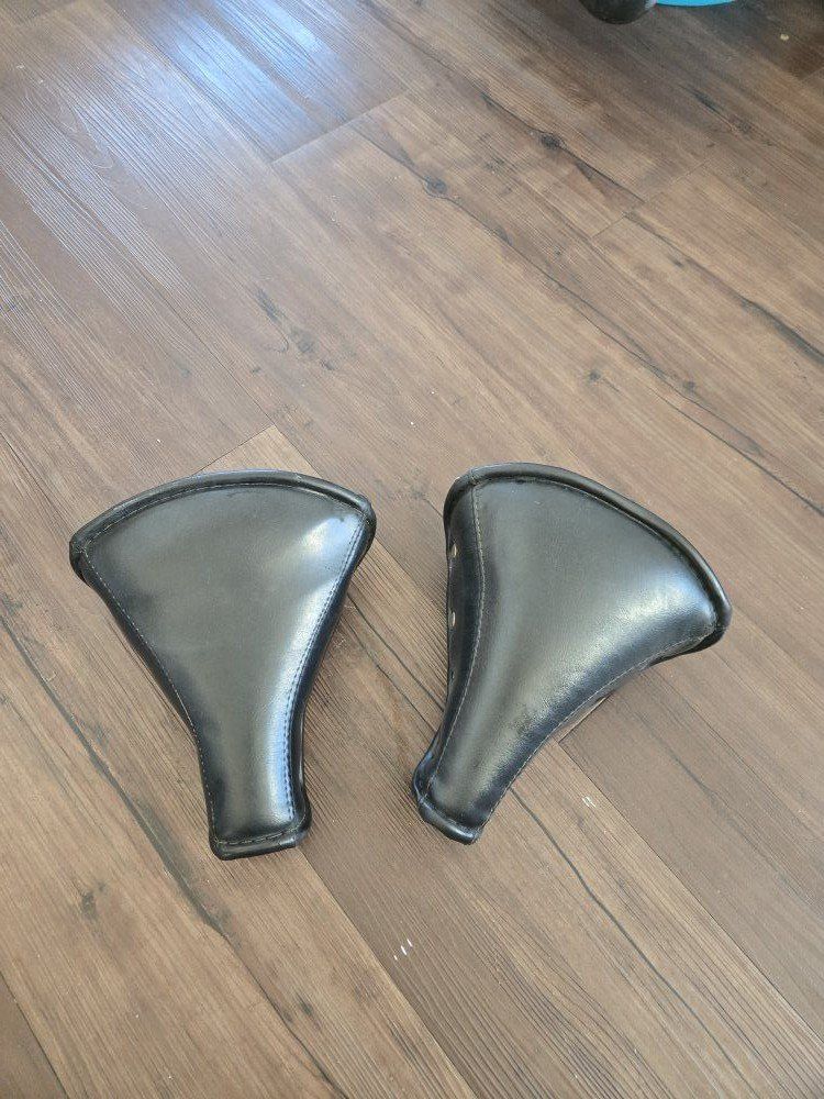 VINTAGE Schwinn Viscount saddles