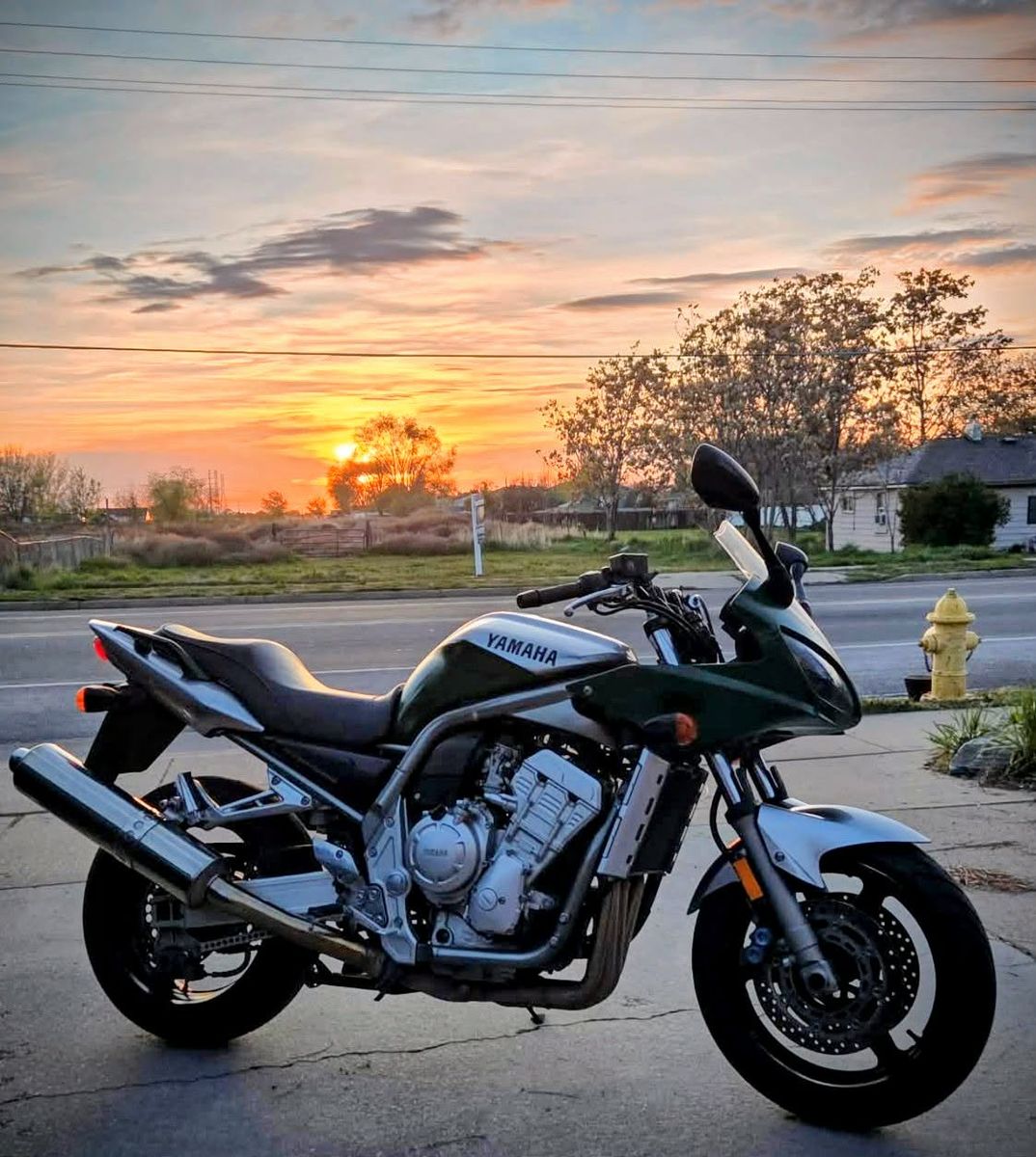 2002 Yamaha FZ1