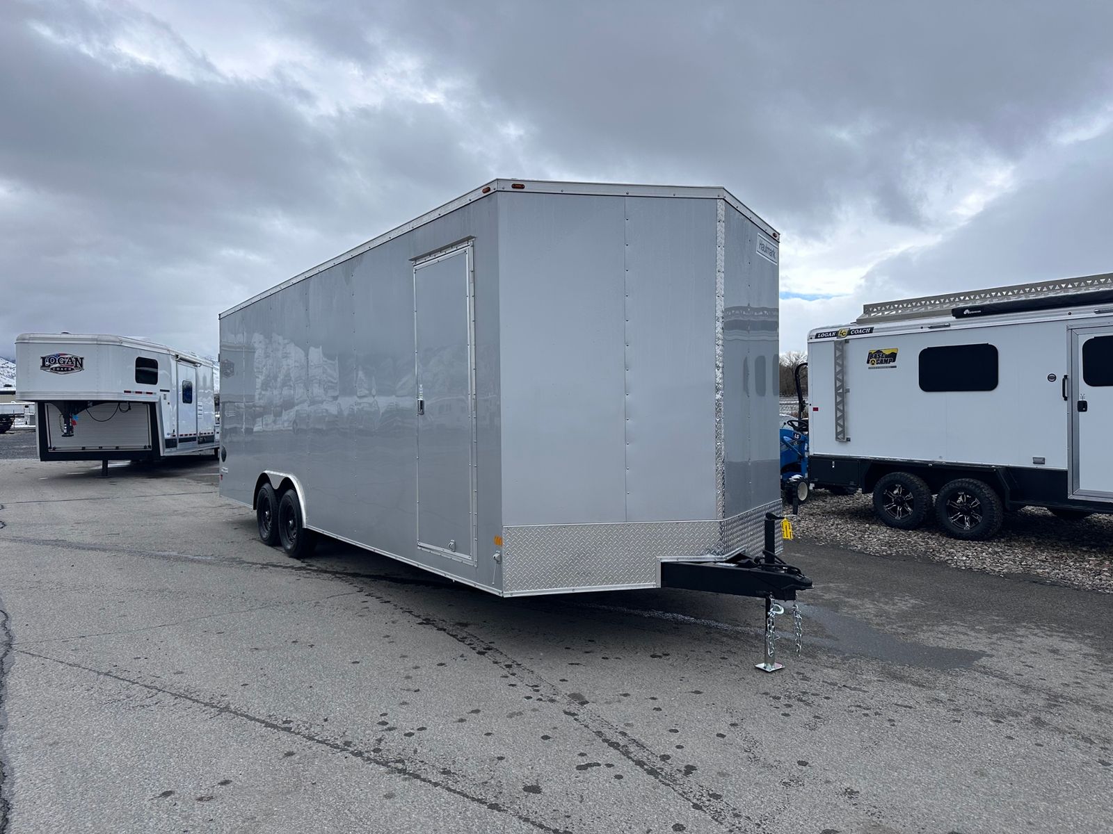 2026 Haulmark 8.5X24 Car Hauler