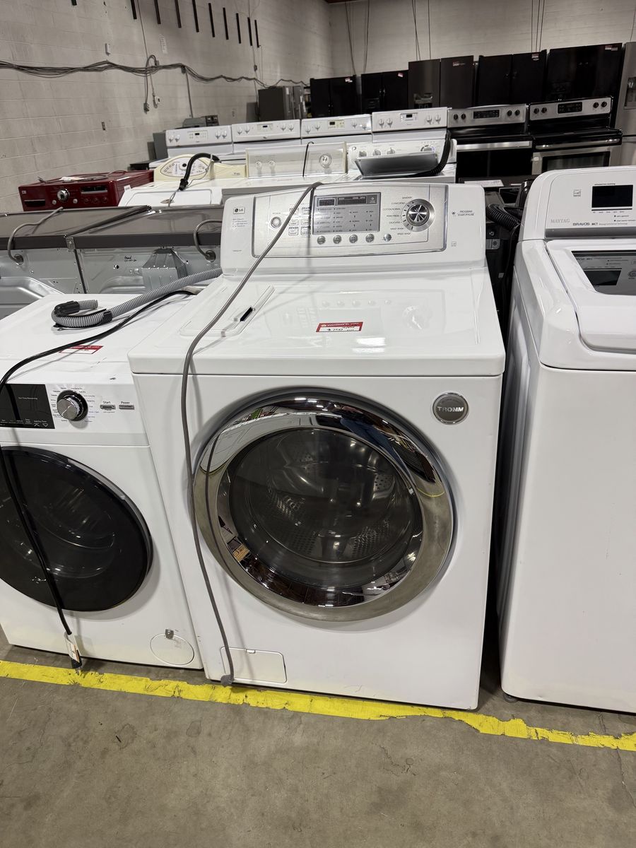 SPARKLING CONDITION LG TROMM FRONT LOAD WASHER