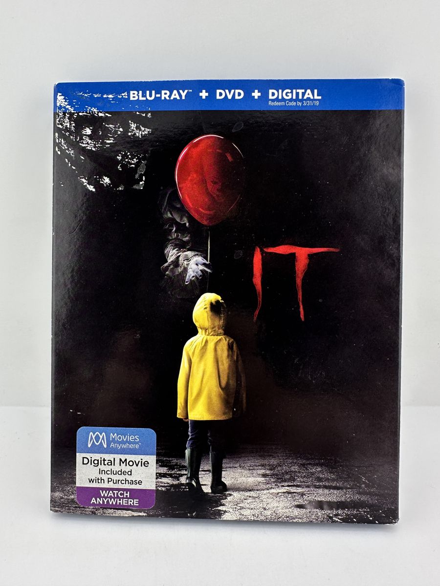IT (2017) Blu-ray + DVD w/ Slipcover Warner Bros Stephen King Horror