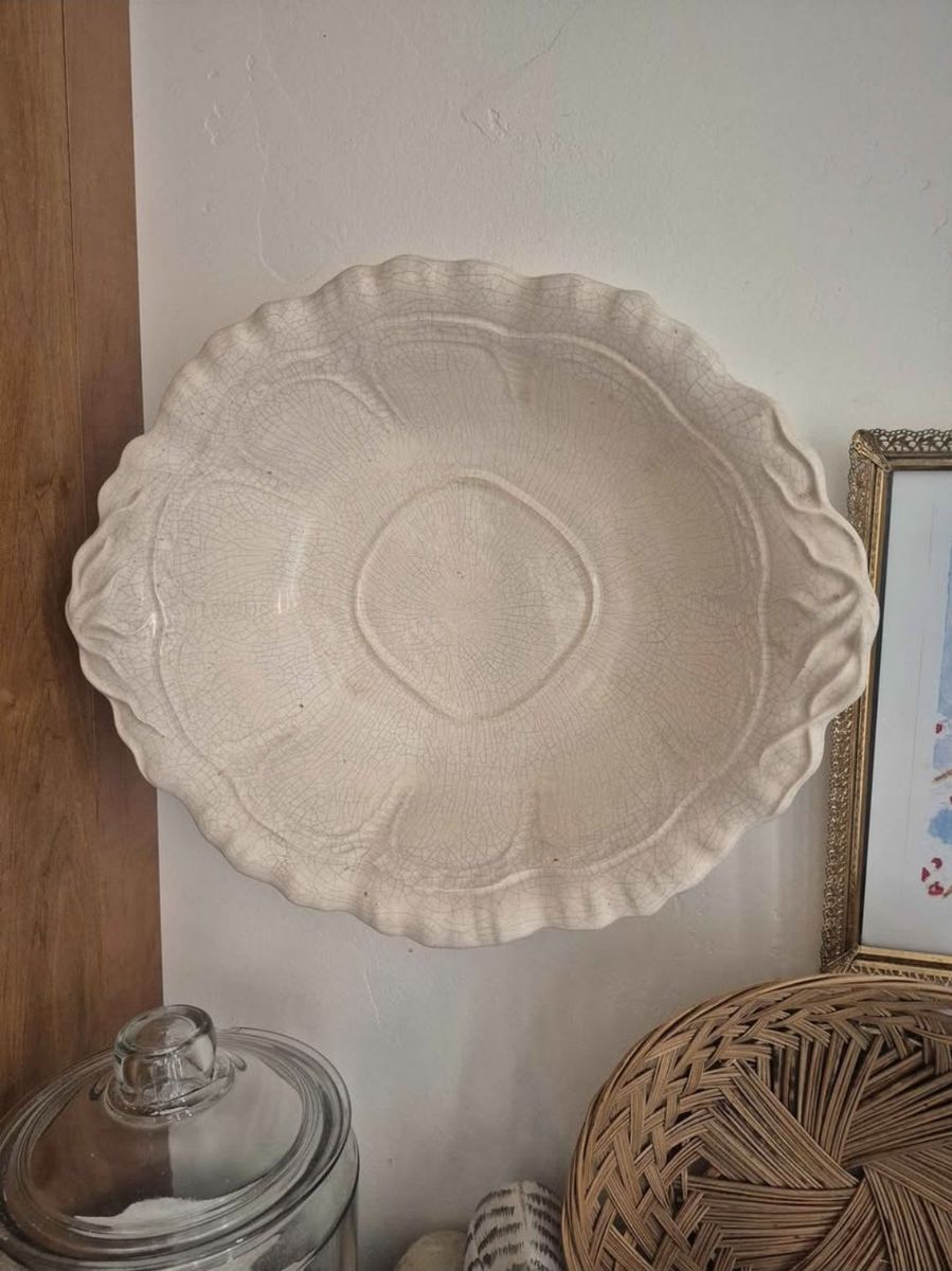 Vintage Crackle Glaze Ceramic Scalloped Serving Bowl/Platter - Large Decorative White Dish