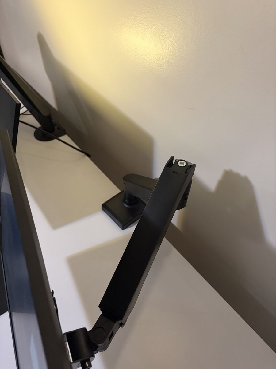 Main image 6