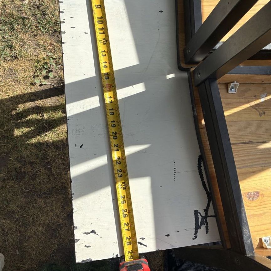 Main image 3