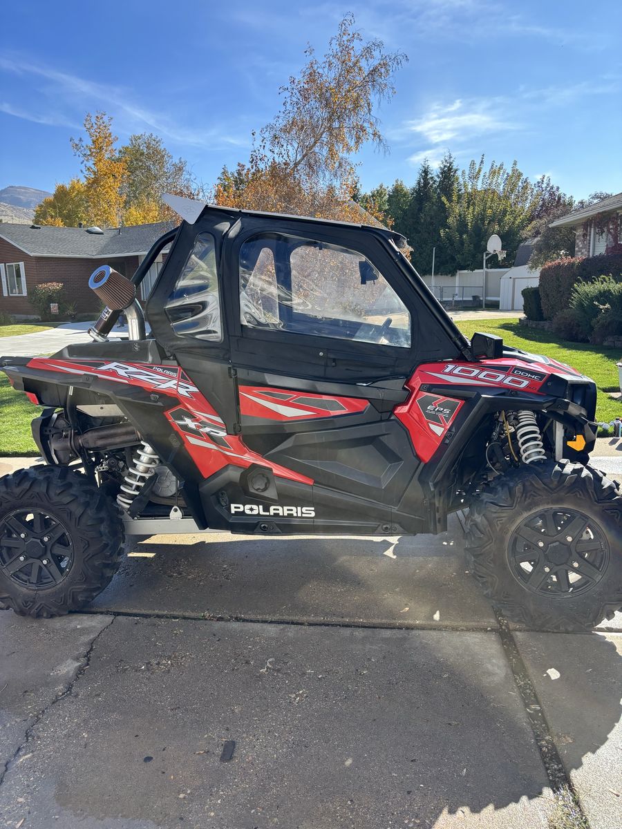 2015 Polaris RZR XP 1000 2-Seat UTV - Low Miles, Upgraded Shocks, Enclosed Cab