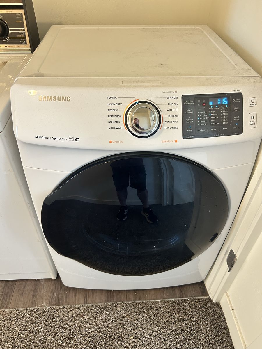 Front Load Dryer With Multi Steam And Ventsensor