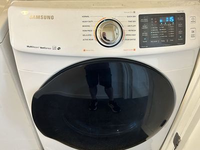 Front Load Dryer With Multi Steam And Ventsensor