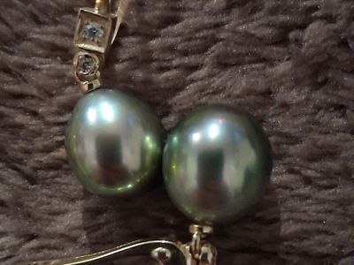 Elegant 14K Gold Green Pearl Drop Earrings