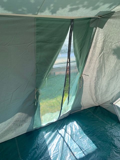 Main image 6