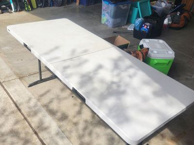 folding table