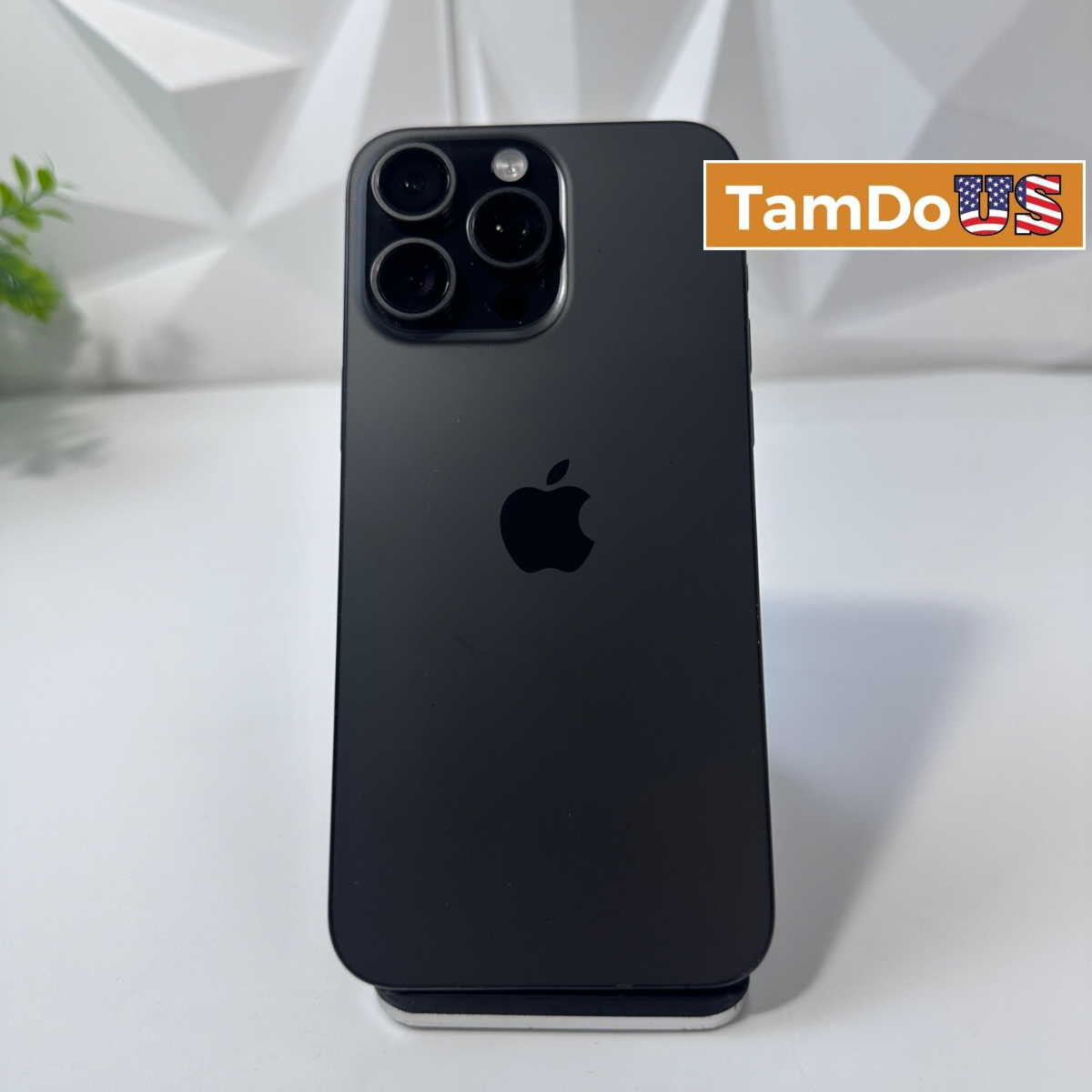 iPhone 15 Pro Max | 256GB | Black Titanium | Unlocked