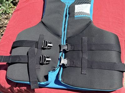 Hyper lite wake vest. 40.00