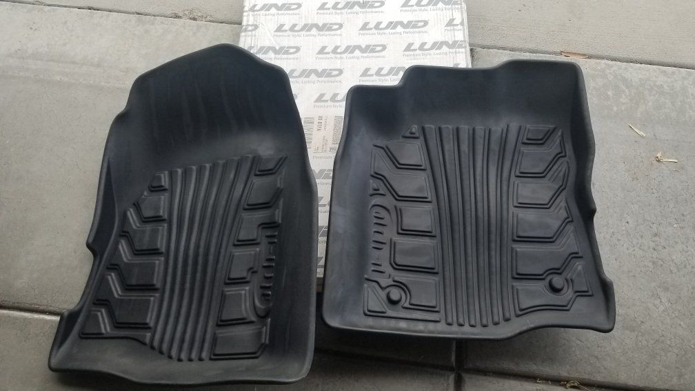 Lund Catch-It Black Rubber Front Floor Mats Set