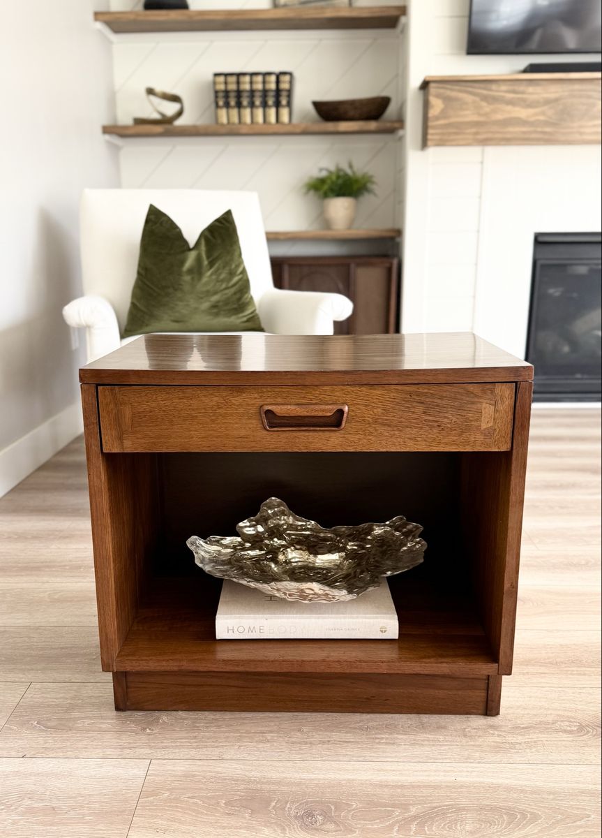 Vintage LANE Mid Century Modern MCM Nightstand