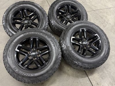 2023 Chevy Trailboss OEM 18in Wheels/ 275/75/18
