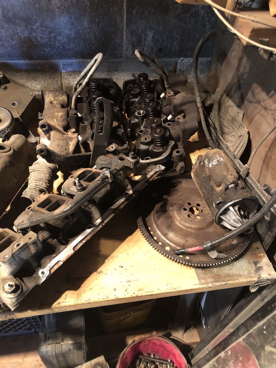 Ford ranger 2.9 cylinder heads parts lot
