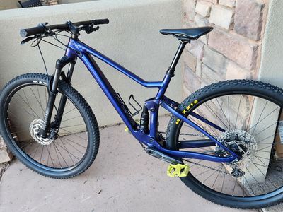 2021 Scott Spark 930 Contessa (women's) size Medium