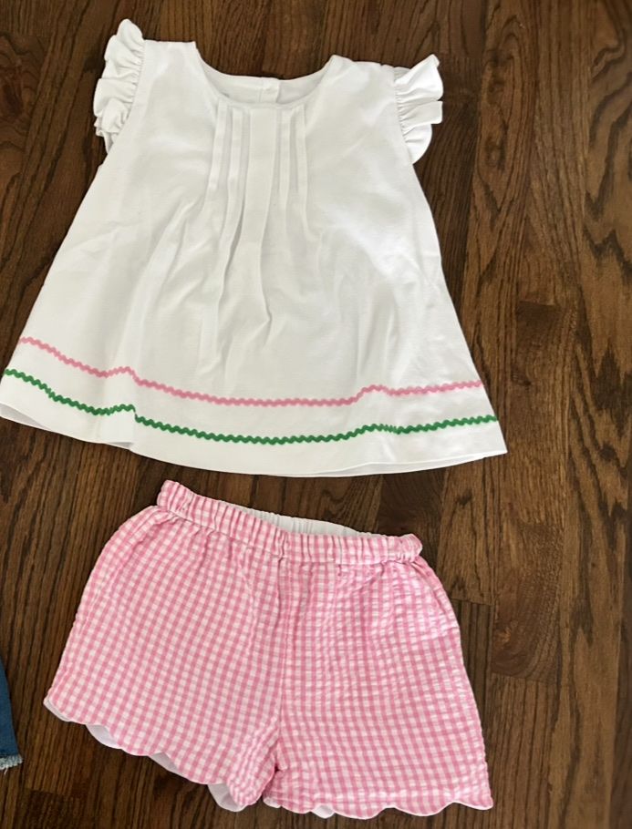 Girls size 7/8 cute summer outfit.