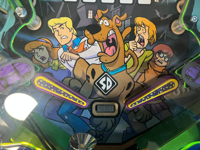 Scooby Doo Pinball Machine with Topper