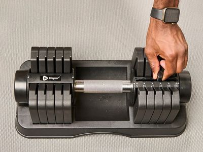 Adjustable dumbbell