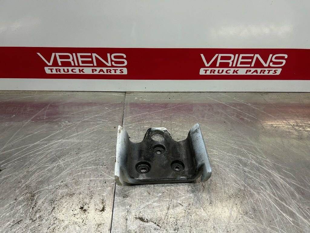 Peterbilt 579 Bracket