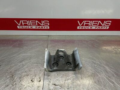 Peterbilt 579 Bracket