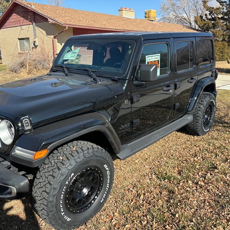 2025 Jeep Wrangler Sahara