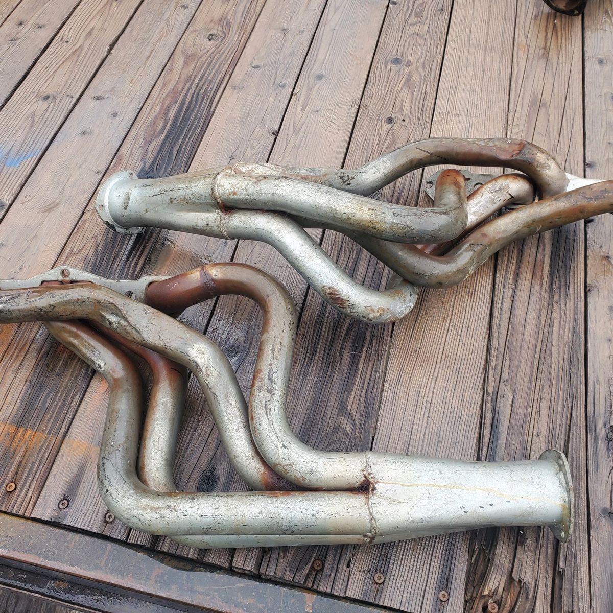 Oldsmobile Hooker super comp and Doug Thorley headers for small block Olds A body cars
