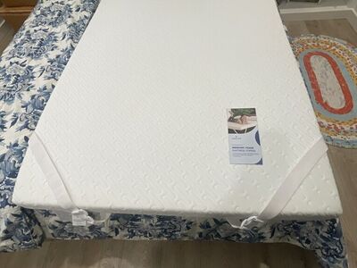 Memory Foam Mattress Topper