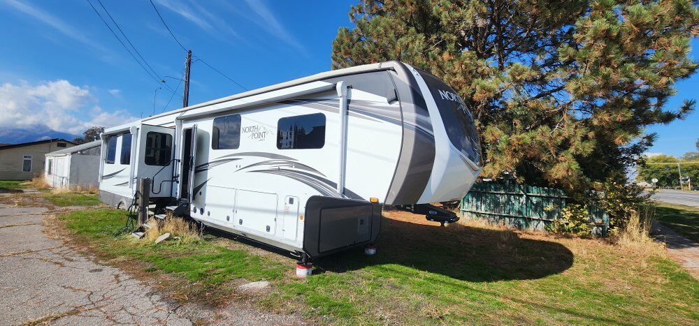 2021 Jayco North Point 377RLBH