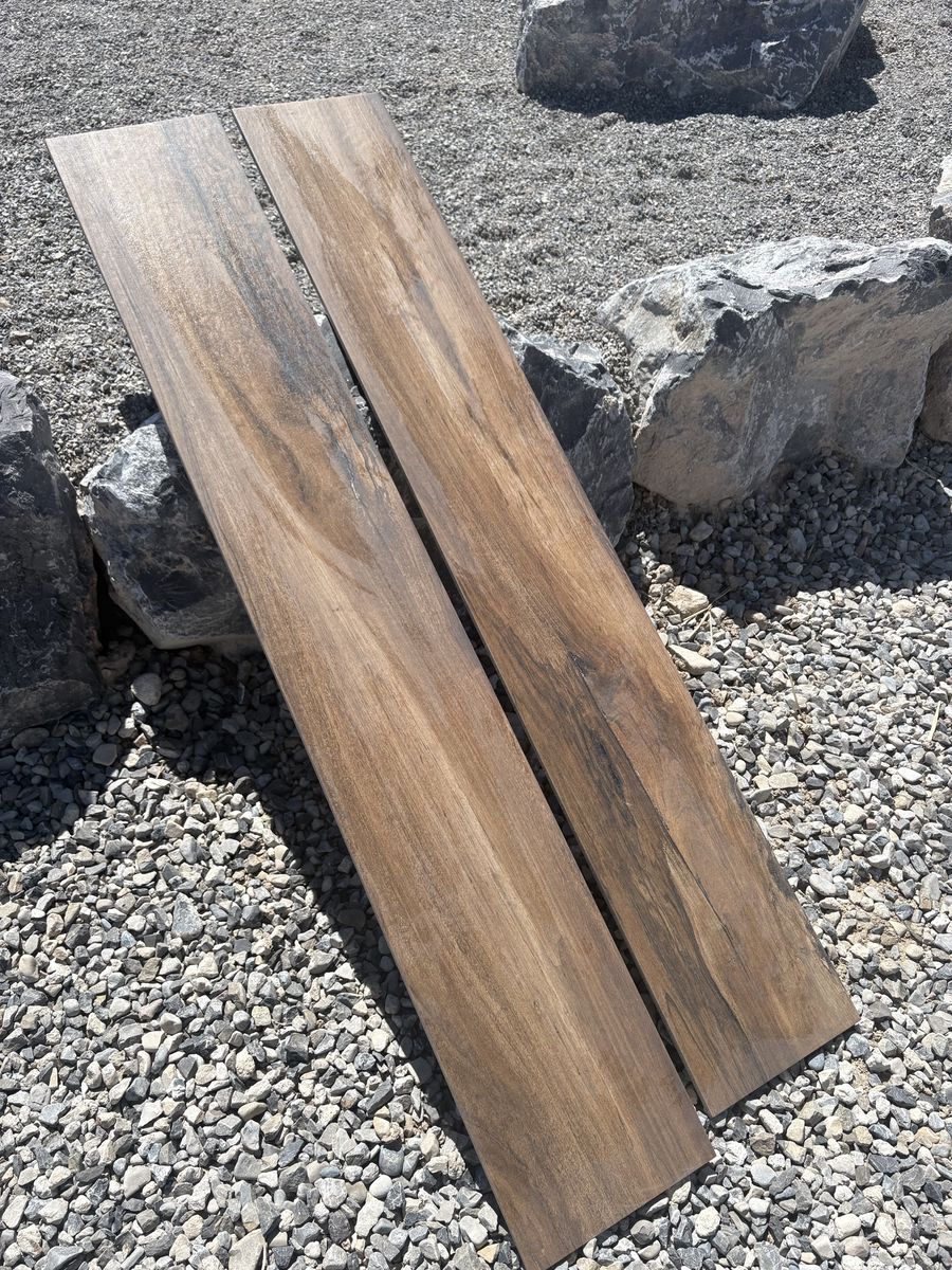 Main image 10