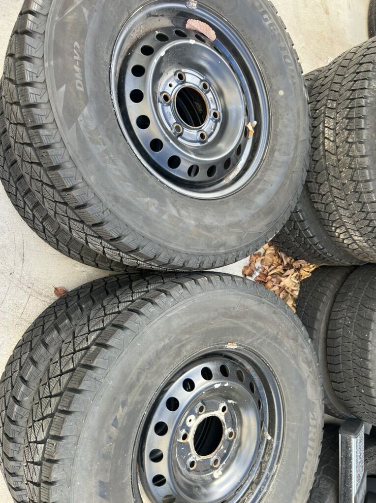 265/70r16 Blizzaks On 6x5.5 Steelies