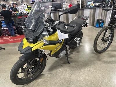 BMW F750GS
