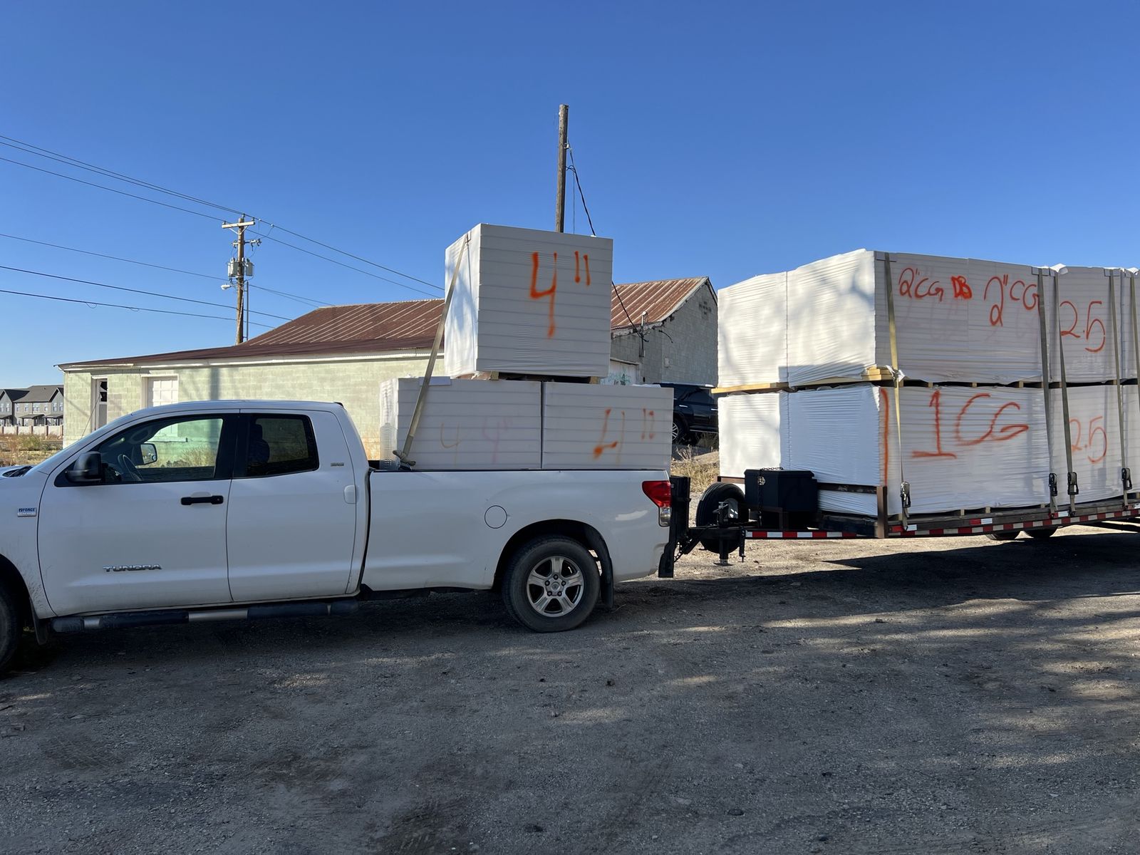 0.5” - 4.5” 4x8 and 4x4 Polyiso Rigid Foam Flat Roof Insulation