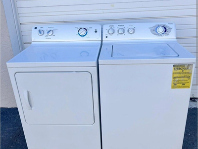 Like New GE Washer/Dryer